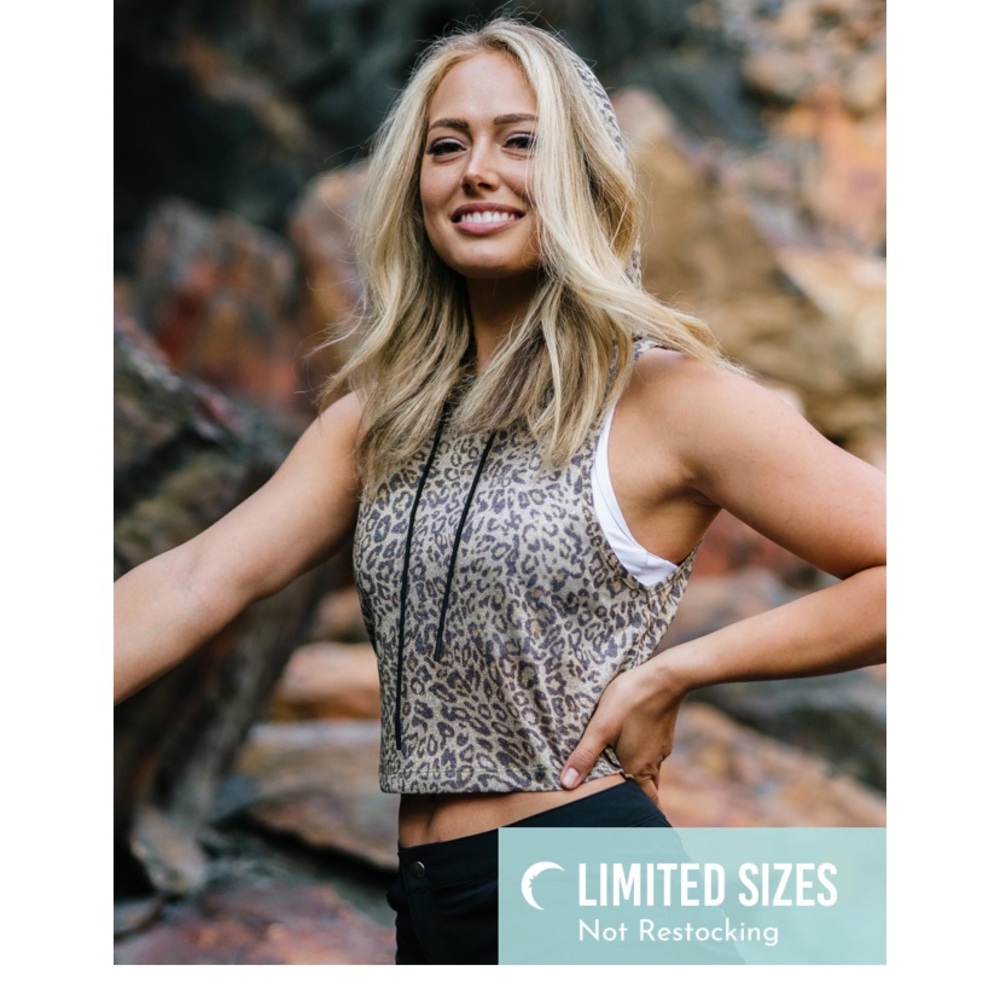 Zyia Leopard Crop top NWT